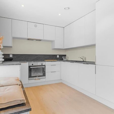 New! Huge Modern Apartment! Fit For Two Families! Bergen Zewnętrze zdjęcie