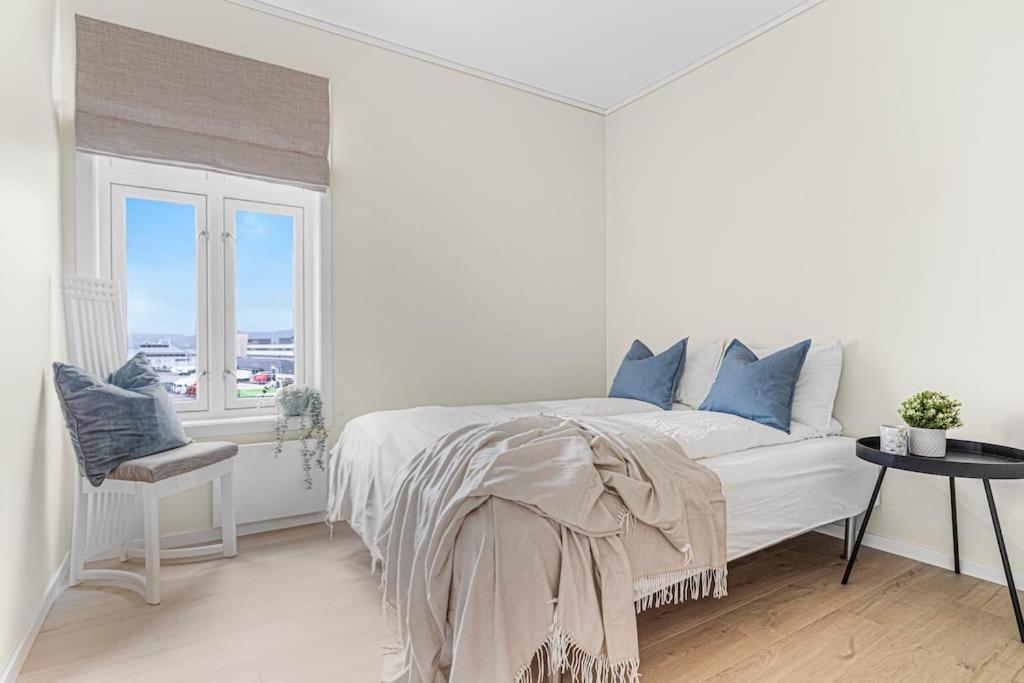 New! Huge Modern Apartment! Fit For Two Families! Bergen Zewnętrze zdjęcie