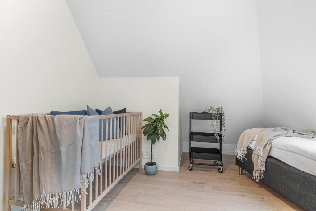 New! Huge Modern Apartment! Fit For Two Families! Bergen Zewnętrze zdjęcie